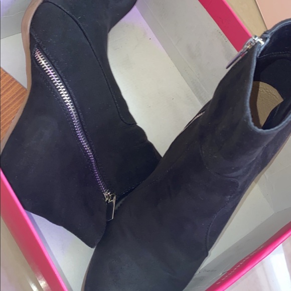 Women’s boots/wedges - Picture 3 of 6